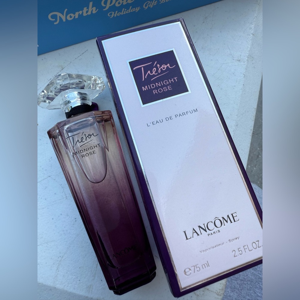 Lancôme Trésor Midnight Rose Perfume